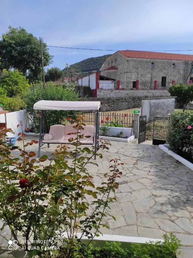 Detached House In Sykia Villa Exteriör bild